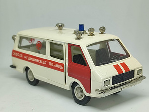 Mudelauto RAF Kiirabi. A26 ! Haruldus. 1983 a. USSR. 1:43 (9 foto / 9)