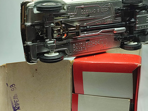 Mudelauto VOLGA GAZ 24-02 kiirabi. Karbiga.1988a. USSR. 1:43 (7 foto / 7)