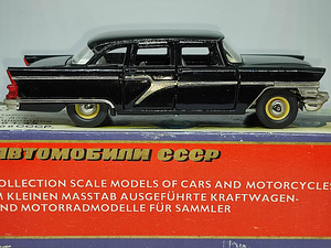 Mudelauto GAZ 13 Tšaika. USSR 1982. 1:43 (2 foto / 6)