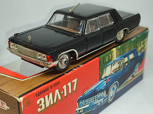 Mudelauto ZIL 117. A31. USSR. 1984a. 1:43 (8 foto / 8)