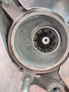 Turbo Audi A8 D3 4.2TDI 240kw 765312 05714 (7 foto / 8)