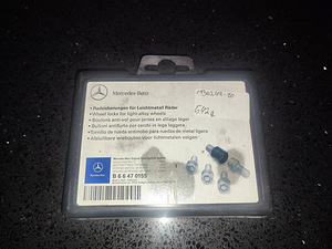 Mercedes turvapoldid (2 foto / 2)