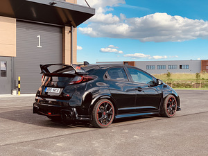 Honda civic type r (5 foto / 10)
