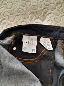 Teksad Hugo Boss 27 / 34 (3 foto / 8)