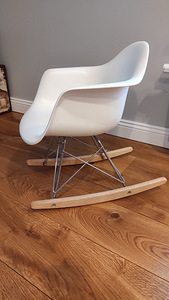 Laste kiiktool + laud + tool komplekt (1 foto / 7)
