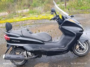 Yamaha majesty (2 foto / 4)