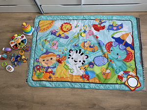 Fisher price tegelustekk ja mänguasjad (1 foto / 2)