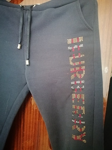 Штаны Burberry. (2 фото из 4)