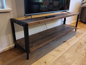 Полка для телевизора до 65'' (1 фото из 5)