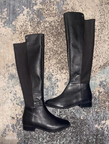 Новые женские черные кожаные ботинки Michael Kors 38.5 (фото #3)