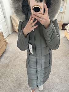 DKNY naiste talvemantel (3 foto / 6)