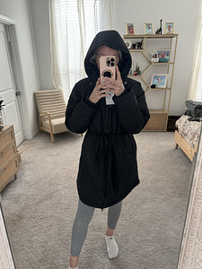 Nike naiste soe jope (3 foto / 5)