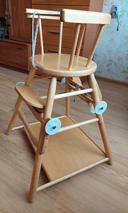 Laste puidust laud-tool (2 foto / 3)