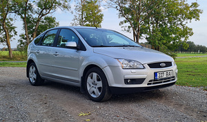 Ford Focus (7 фото из 15)