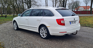 Skoda Superb 2.0 125Kw (7 foto / 15)