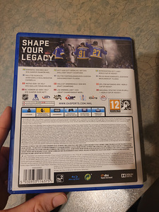 PS4 NHL 17 (2 фото из 2)