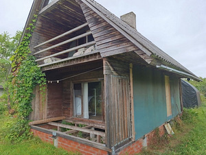Kahekorruseline soome palkmaja lammutamiseks (2 foto / 4)