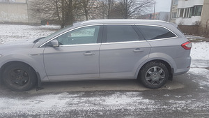 Rentida auto Ford Mondeo 2012. a (1 foto / 2)