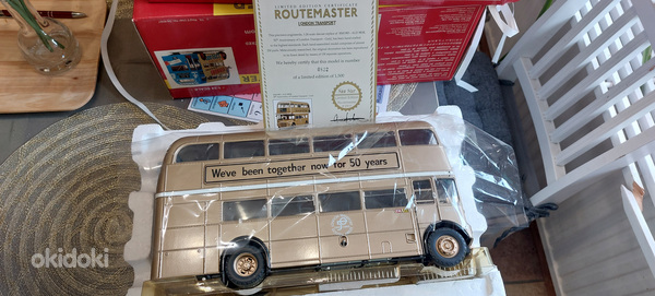 Большие модели автобусов Sunstar Routemaster (фото #3)