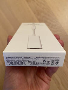 Apple Thunderbolt to Gigabit Ethernet Adapter, MD463ZM/A (2 foto / 3)
