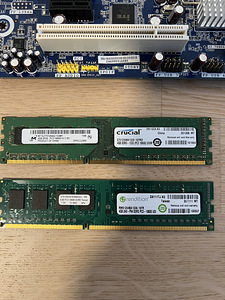 Intel DH67BL + i3 2120 + 8GB DDR3 + Radeon R5 1GB + DVD RW (3 foto / 5)