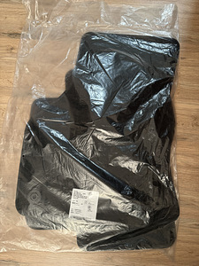 VW Passat B8 originaal(OEM) tekstiil matid (ees ja taga)