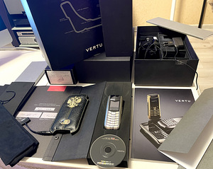 Vertu Ascent Monza Limited Edition (1 фото из 10)
