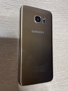 Samsung Galaxy S7 edge (5 foto / 5)