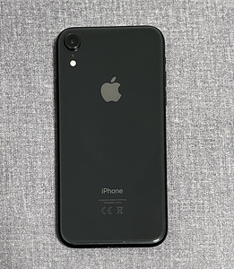 iPhone xr 64gb (2 фото из 4)