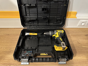 DeWALT akutoitega harjadeta tööriist (5 foto / 10)