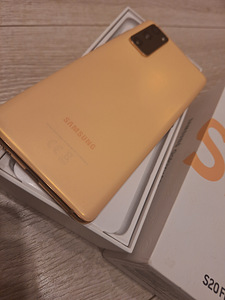 Samsung Galaxy S20 FE 1288Gb Orange (1 foto / 2)