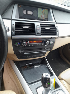 BMW x5 (4 фото из 9)