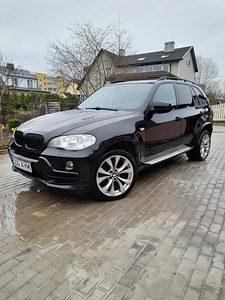 BMW x5 (9 фото из 9)
