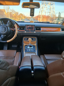 Audi a8 (7 foto / 10)