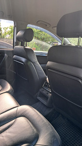 Müüa Audi Q7 (11 foto / 11)