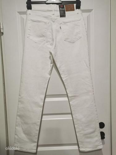 Новые белые джинсы Levi's 29 (фото #1)