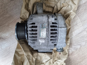Toyota Land Cruiser 120 generaator (1 foto / 3)