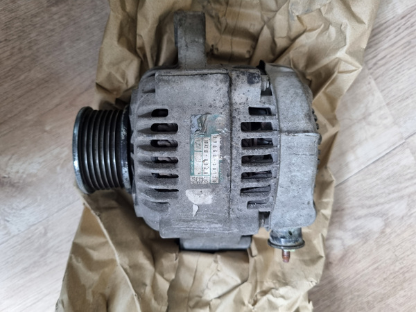 Toyota Land Cruiser 120 generaator