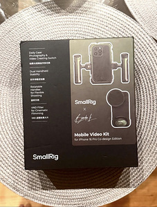 SmallRig 4407 Iphone16 pro Video Kit Dual Hand (1 foto / 3)
