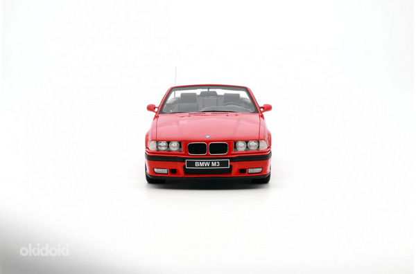 Модель кабриолета BMW E36 M3 1:18 (фото #6)