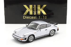 Porsche 911 Carrera mudelauto 1:18 (5 foto / 7)