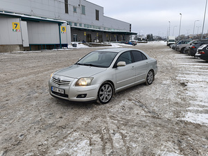 Toyota Avensis 2008 (9 foto / 9)