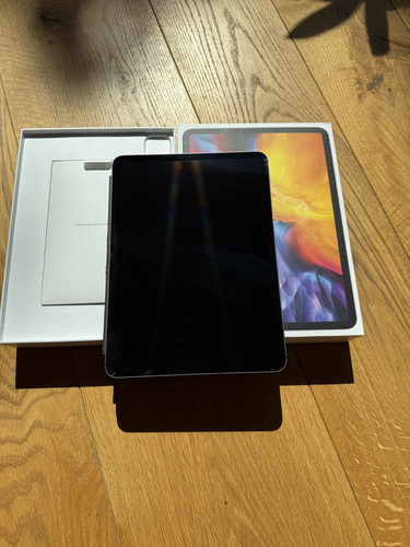 Apple iPad Pro 11"