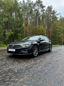 Volkswagen Passat 1.5 Facelift R-Line (2 foto / 15)