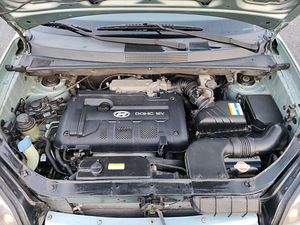 Hyundai Tucson 2.0 104kW 2007 (14 foto / 15)