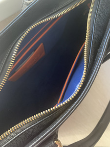 TRUSSARDI JEANS KOTT (2 foto / 4)