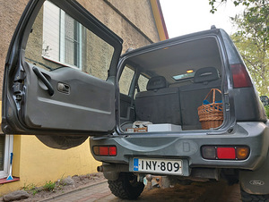 FORD MAVERICK 2,4L (6 foto / 12)