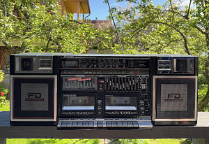 SHARP WF-939 BOOMBOX, HARULDANE, HEAS SEISUS (2 foto / 5)