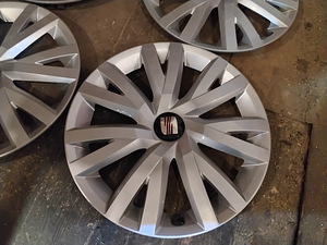 SEAT 16" ilukilbid (3 foto / 3)