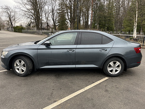Skoda Superb 1.4 110kw N1 (3 foto / 9)